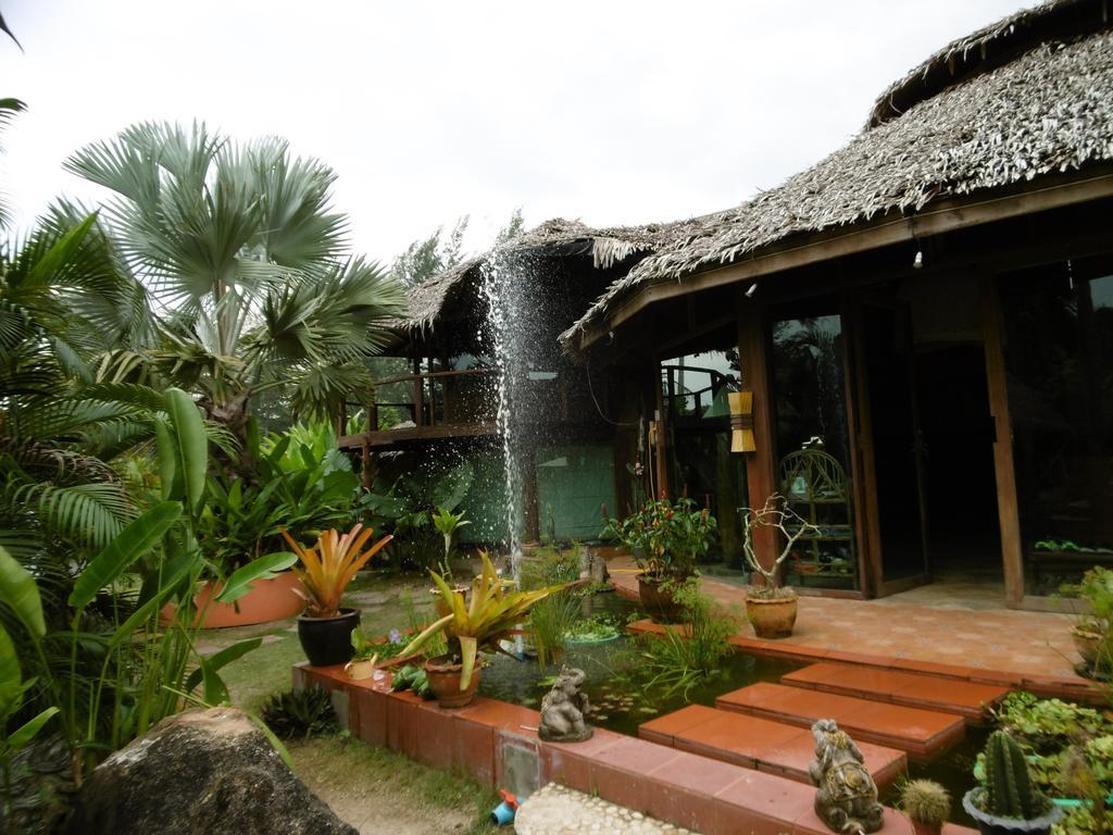 Relax Eco Life Center - Khao Lak Hotel Exterior photo